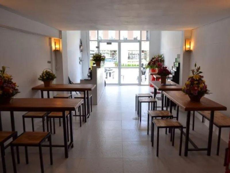 One Stop Hostel Phnom Penh Exterior foto