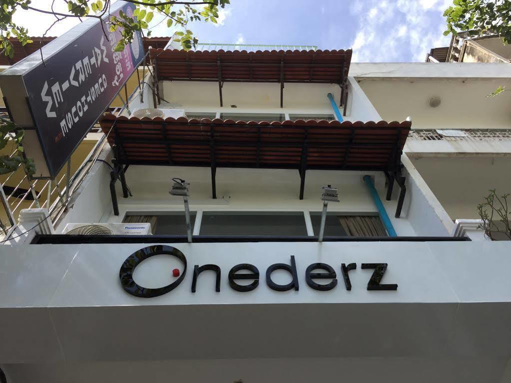 One Stop Hostel Phnom Penh Exterior foto